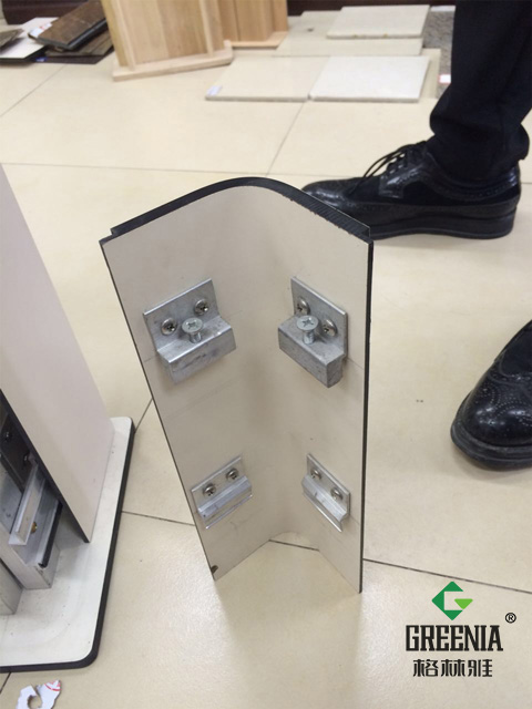 免费在线观看麻豆视频弯曲抗倍特墙角安装细节展示.jpg
